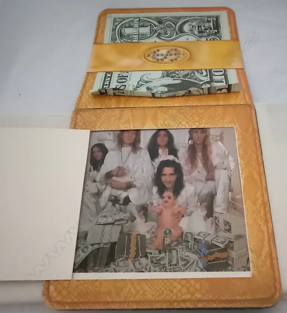 Alice Cooper, Billion Dollar Babies, (with original banknote) Image 1++